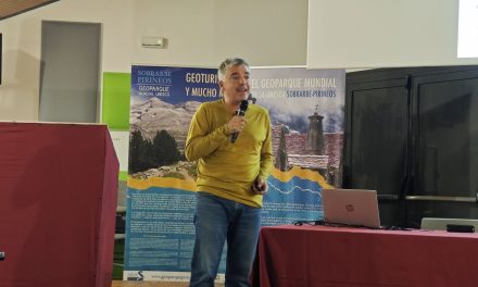 Conferencia Monitorización de los glaciares Pirenaicos. I. López